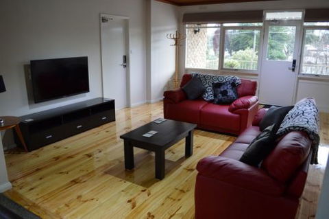 Burns View Bendigo Accommodation - Coogee Beach Accommodation 0