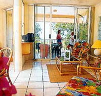 Golden Sands Beachfront Resort - Coogee Beach Accommodation