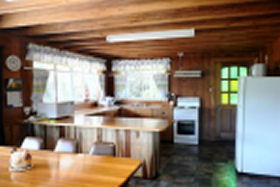 Arties - Coogee Beach Accommodation 0