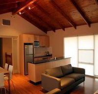 Ethelton Serviced Apartments - Coogee Beach Accommodation