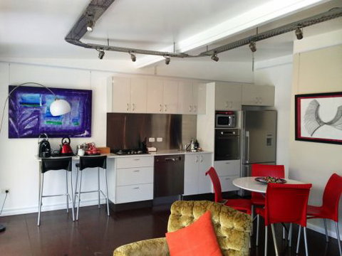 ArtHOUSE Beachfront Accommodation - Coogee Beach Accommodation 1