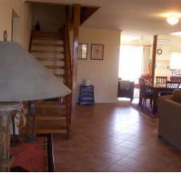 Barn Retreat - Mansfield - Coogee Beach Accommodation