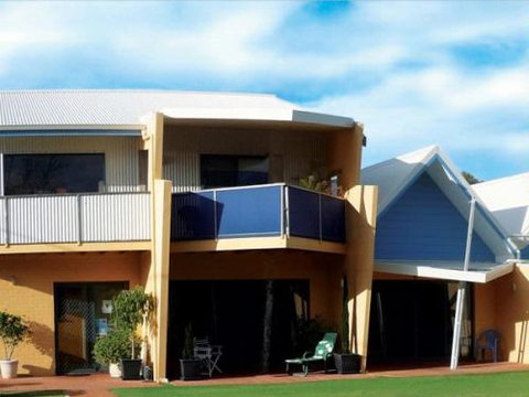 Lancelin Accommodation Service - Coogee Beach Accommodation 9