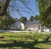 Sutton House - Coogee Beach Accommodation