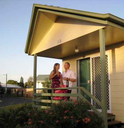 Pepper Tree Cabins - Coogee Beach Accommodation 1