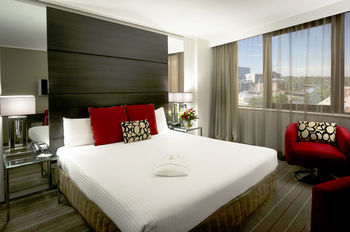 Novotel Sydney Parramatta - Coogee Beach Accommodation 13