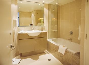 Adina Apartment Hotel Sydney, Harbourside - Coogee Beach Accommodation 0