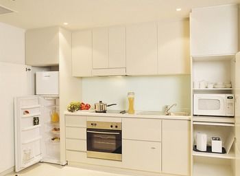 Adina Apartment Hotel Sydney, Harbourside - Coogee Beach Accommodation 3