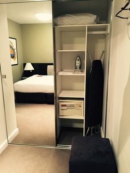 Adina Apartment Hotel Sydney, Harbourside - Coogee Beach Accommodation 23