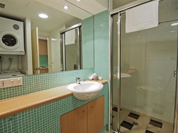 Oaks Waterfront Resort - The Entrance - Coogee Beach Accommodation 9