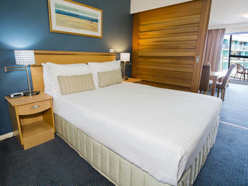 Oaks Waterfront Resort - The Entrance - Coogee Beach Accommodation 22