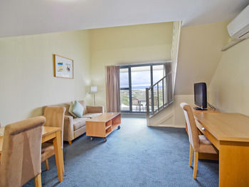 Oaks Waterfront Resort - The Entrance - Coogee Beach Accommodation 31