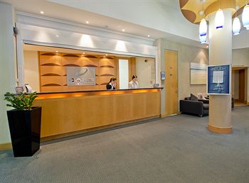 Oaks Waterfront Resort - The Entrance - Coogee Beach Accommodation 1