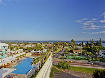 Oaks Waterfront Resort - The Entrance - Coogee Beach Accommodation 5