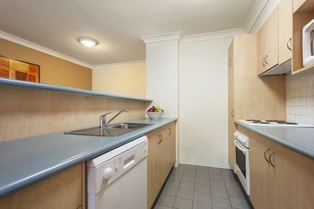 APX Parramatta - Coogee Beach Accommodation 7
