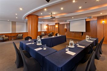 Radisson Hotel & Suites Sydney - Coogee Beach Accommodation 4