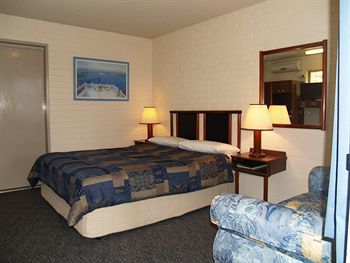 Pigeon House Motor Inn - Coogee Beach Accommodation 3