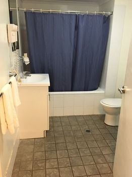 Waldorf The Entrance Serviced Apartments - Coogee Beach Accommodation 7