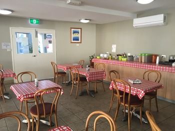 Waldorf The Entrance Serviced Apartments - Coogee Beach Accommodation 18
