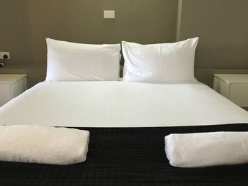 Waldorf The Entrance Serviced Apartments - Coogee Beach Accommodation 23