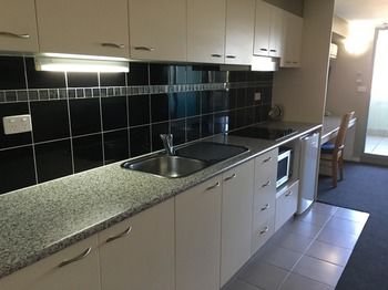 Waldorf The Entrance Serviced Apartments - Coogee Beach Accommodation 44