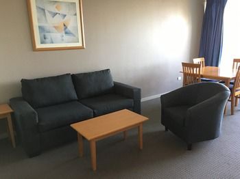 Waldorf The Entrance Serviced Apartments - Coogee Beach Accommodation 55
