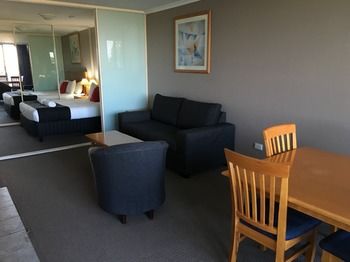Waldorf The Entrance Serviced Apartments - Coogee Beach Accommodation 56