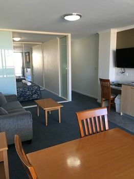 Waldorf The Entrance Serviced Apartments - Coogee Beach Accommodation 57