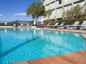 Mercure Sydney Parramatta - Coogee Beach Accommodation 5