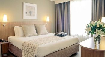 Mercure Sydney Parramatta - Coogee Beach Accommodation 23