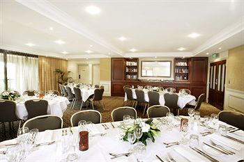 Grand Mercure The Hills Lodge - Coogee Beach Accommodation 4
