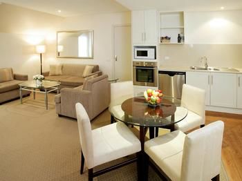 Grand Mercure The Hills Lodge - Coogee Beach Accommodation 61