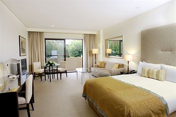 Grand Mercure The Hills Lodge - Coogee Beach Accommodation 3