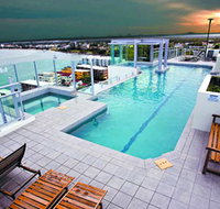 Pumicestone Blue - Coogee Beach Accommodation