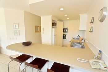 Noosa Riviera - Coogee Beach Accommodation 6