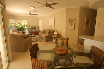 Noosa Riviera - Coogee Beach Accommodation 22