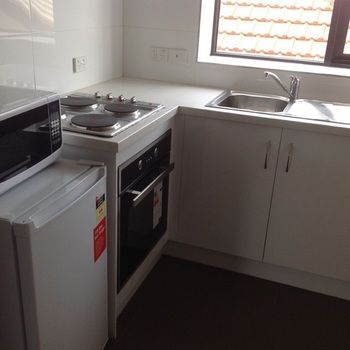 Parkville Place - Coogee Beach Accommodation 8