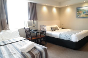 Parkville Place - Coogee Beach Accommodation 14