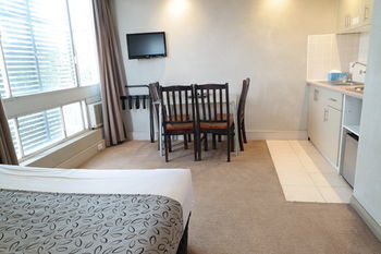 Parkville Place - Coogee Beach Accommodation 24