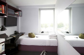 BreakFree Bell City - Coogee Beach Accommodation 4