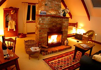 Carriages Boutique Hotel - Coogee Beach Accommodation 18