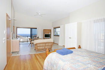 Lavender House B&B - Coogee Beach Accommodation 5