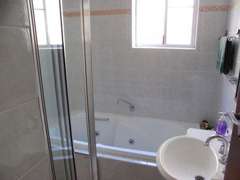 Lavender House B&B - Coogee Beach Accommodation 9
