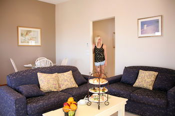 Lavender House B&B - Coogee Beach Accommodation 14