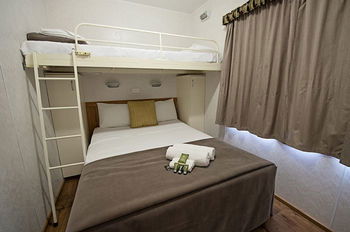 Nitmiluk Chalets - Coogee Beach Accommodation 8