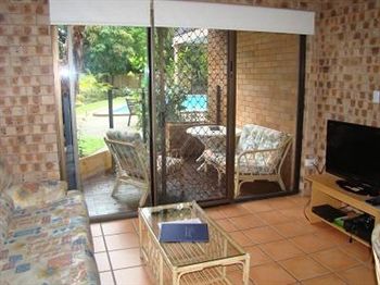 Noosa Yallambee Holiday Apartments - Coogee Beach Accommodation 8