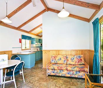 Gateway Lifestyle Lorikeet - Coogee Beach Accommodation 2