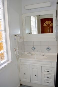 Georgian Court Bed & Breakfast - Coogee Beach Accommodation 1