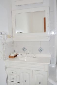 Georgian Court Bed & Breakfast - Coogee Beach Accommodation 2