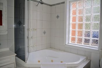 Georgian Court Bed & Breakfast - Coogee Beach Accommodation 4